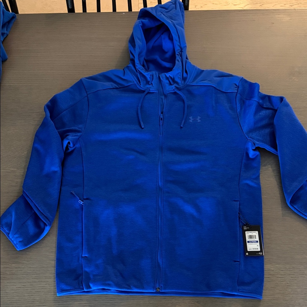 Under arm men’s zip up hoodie
